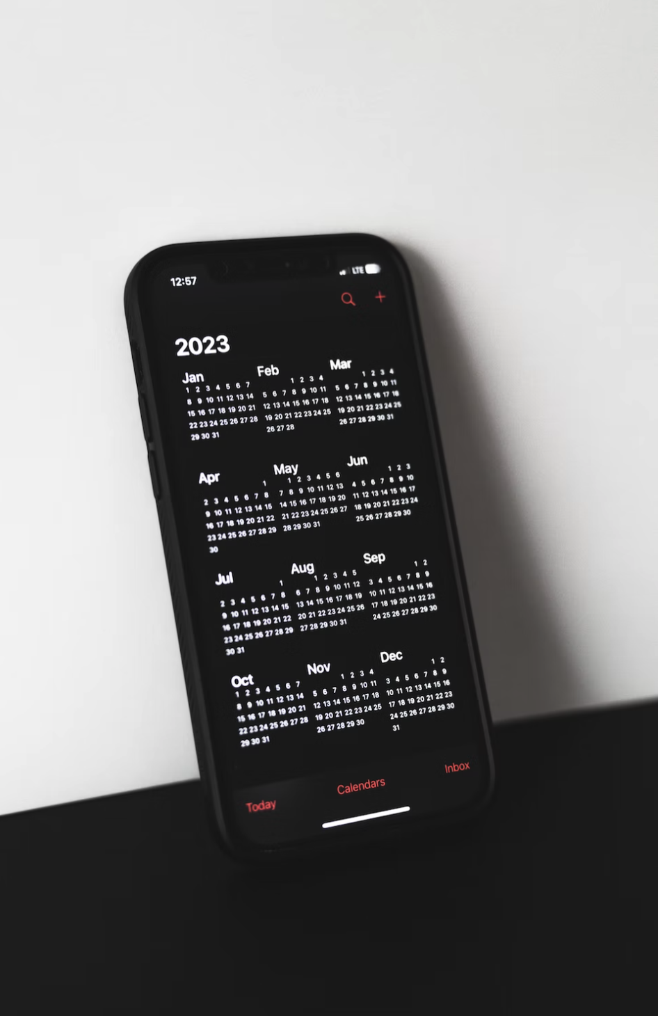 Free 2023 Calendar iPhone